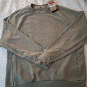 Nike Men's Dri-Fit Primary Fleece UV Light Green Crewneck Sweater NWT size Large